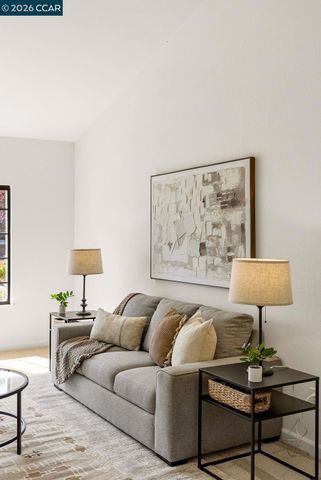 5617 Bettencourt Dr, Clayton, CA 94517