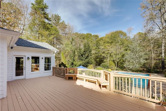 150 Walton Creek Road, Athens, GA 30607