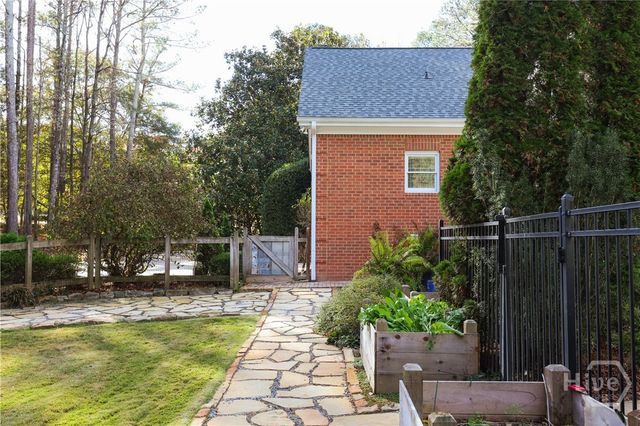 150 Walton Creek Road, Athens, GA 30607