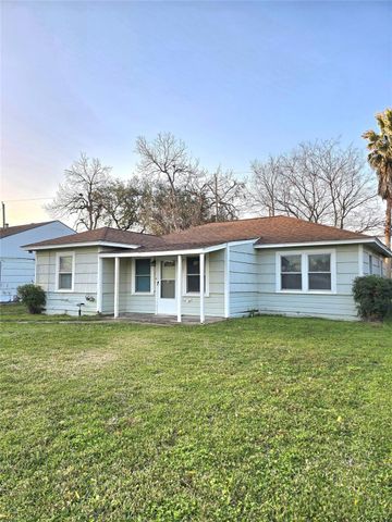 7547 Magnolia Street, Houston, TX 77023
