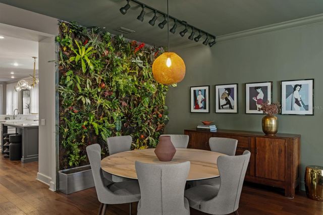 2115 W WATROUS AVENUE, Tampa, FL 33606