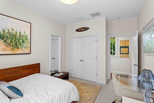 2115 W WATROUS AVENUE, Tampa, FL 33606