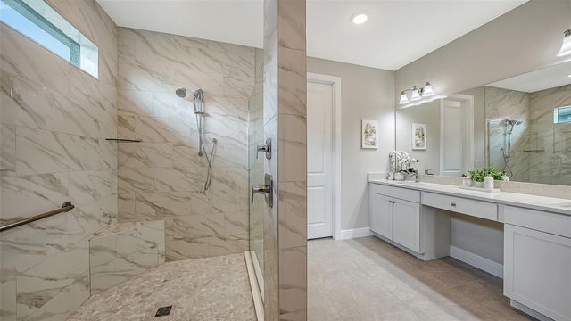 18020 CRESSWIND TERRACE, Bradenton, FL 34211