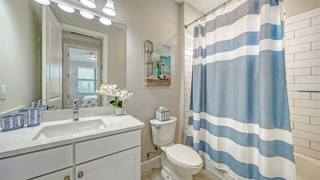 18020 CRESSWIND TERRACE, Bradenton, FL 34211