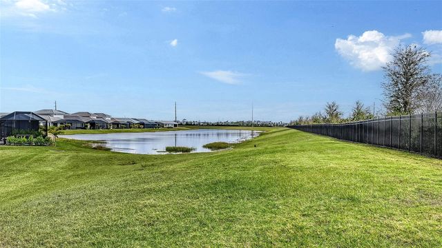 18020 CRESSWIND TERRACE, Bradenton, FL 34211