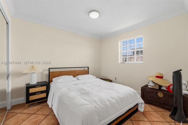 3147 Mcdonald St 2, Miami, FL 33133