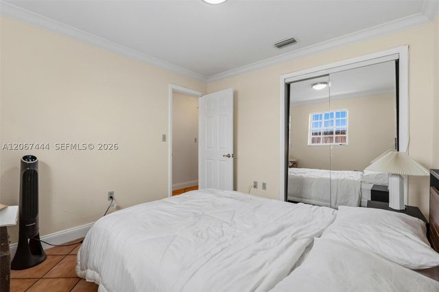 3147 Mcdonald St 2, Miami, FL 33133