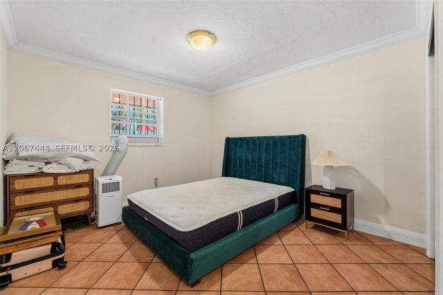 3147 Mcdonald St 2, Miami, FL 33133