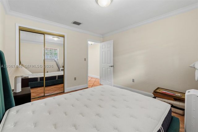 3147 Mcdonald St 2, Miami, FL 33133