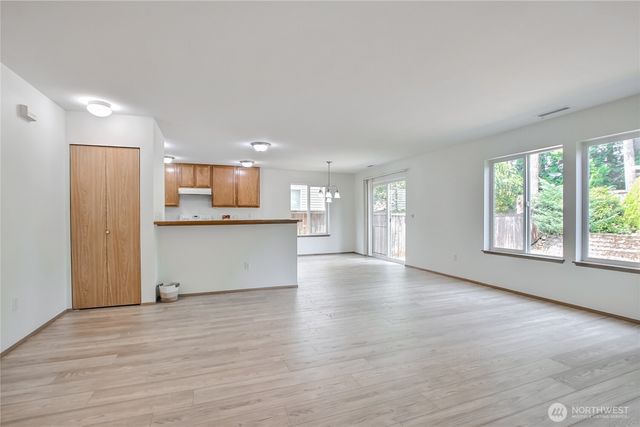 23704 SE 243rd Place, Maple Valley, WA 98038