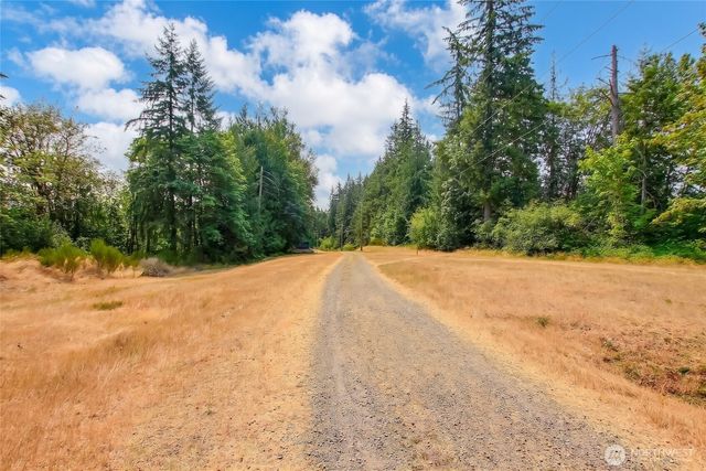 23704 SE 243rd Place, Maple Valley, WA 98038