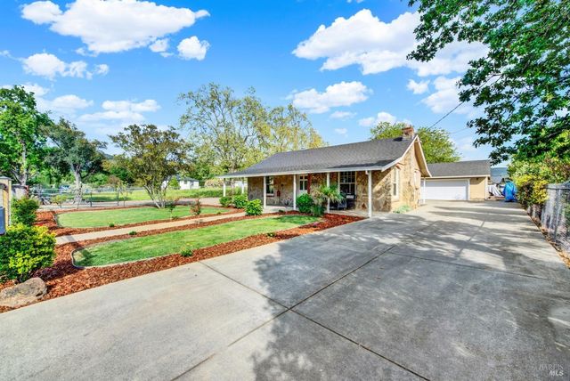 2049 Monticello Rd, Napa, CA 94558
