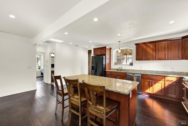 2049 Monticello Rd, Napa, CA 94558