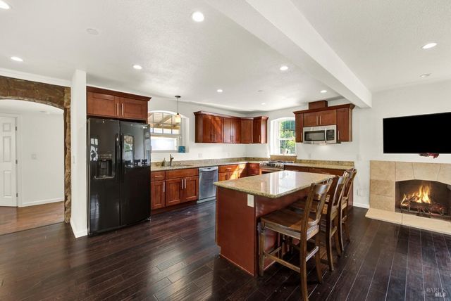 2049 Monticello Rd, Napa, CA 94558