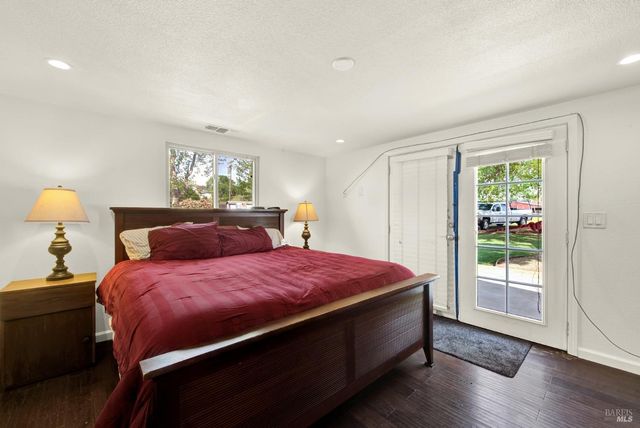 2049 Monticello Rd, Napa, CA 94558