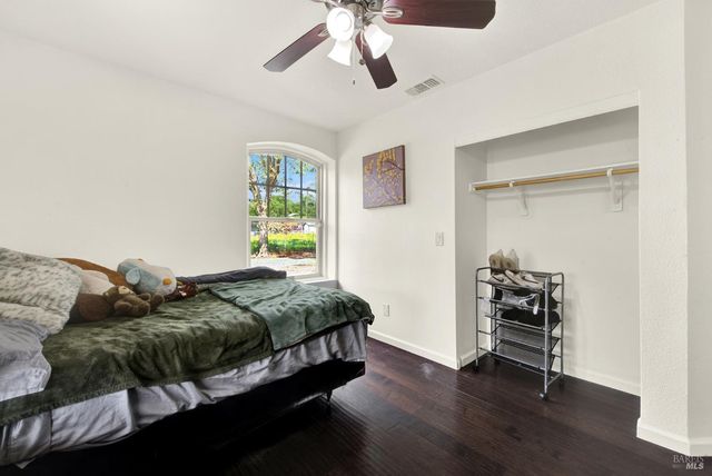 2049 Monticello Rd, Napa, CA 94558