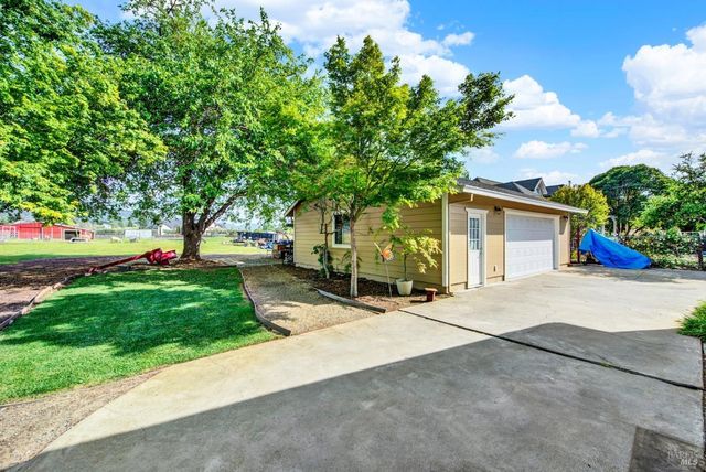2049 Monticello Rd, Napa, CA 94558