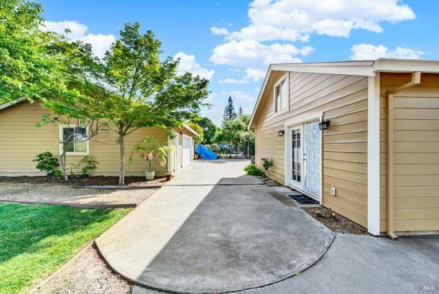 2049 Monticello Rd, Napa, CA 94558