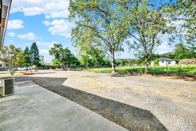 2049 Monticello Rd, Napa, CA 94558
