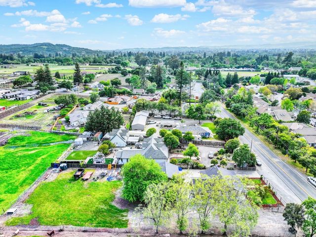 2049 Monticello Rd, Napa, CA 94558