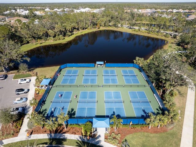 12412 PALATKA DRIVE, Venice, FL 34293