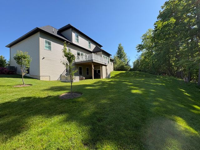 4861 HIALEAH Court, Erie, PA 16506