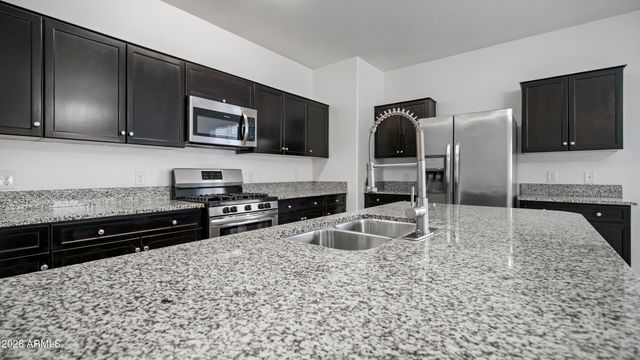 30456 W CELEBORN Drive, Buckeye, AZ 85396