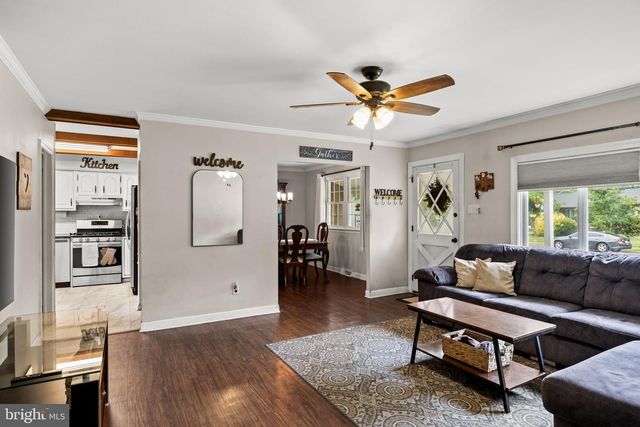 413 WESTMINSTER BLVD, Blackwood, NJ 08012