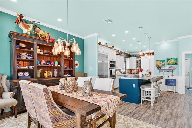 616 Shoreline Cir, Port Aransas, TX 78373