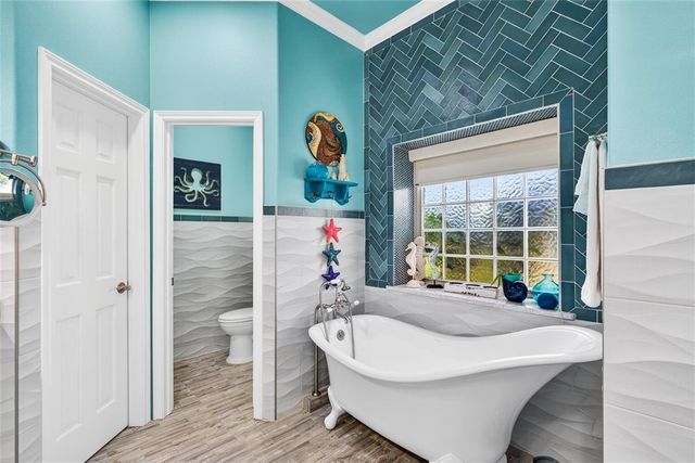 616 Shoreline Cir, Port Aransas, TX 78373