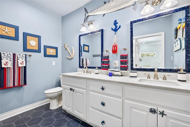 616 Shoreline Cir, Port Aransas, TX 78373