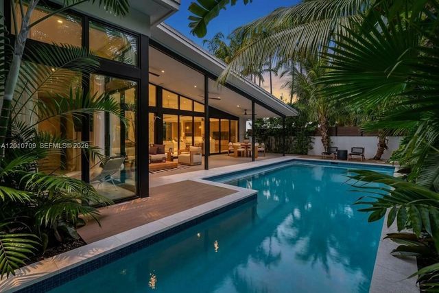 5225 La Gorce Dr, Miami Beach, FL 33140