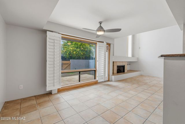 3135 E Sampras Lane, Tucson, AZ 85716