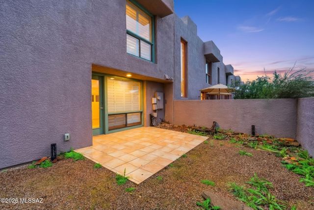 3135 E Sampras Lane, Tucson, AZ 85716