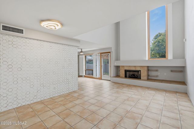 3135 E Sampras Lane, Tucson, AZ 85716