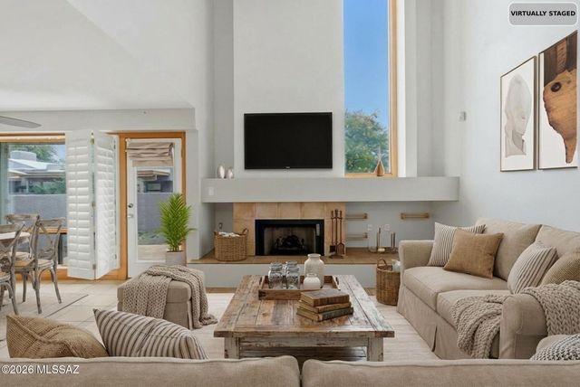 3135 E Sampras Lane, Tucson, AZ 85716