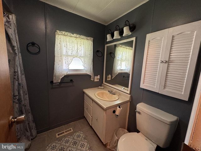 84 SECOND AVE, Media, PA 19063
