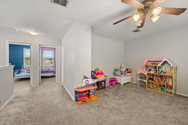 517 Zachum Drive, Arlington, TX 76002
