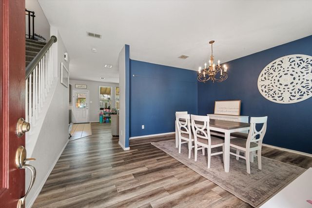 517 Zachum Drive, Arlington, TX 76002