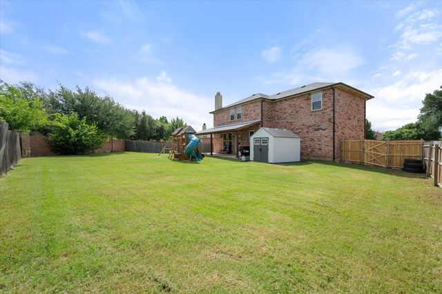 517 Zachum Drive, Arlington, TX 76002