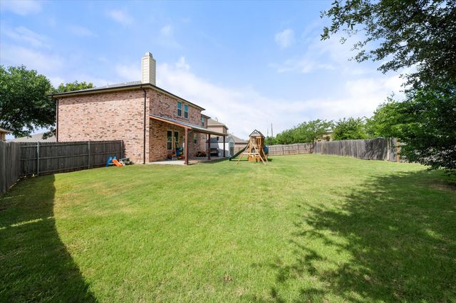 517 Zachum Drive, Arlington, TX 76002