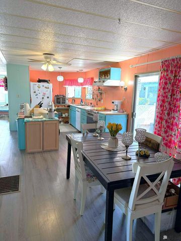 2042 S Coyote Ave, Yuma, AZ 85364