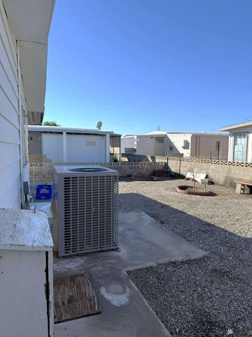2042 S Coyote Ave, Yuma, AZ 85364