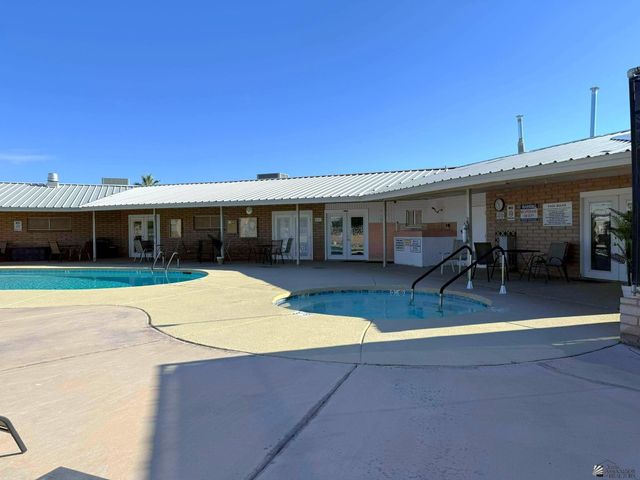 2042 S Coyote Ave, Yuma, AZ 85364