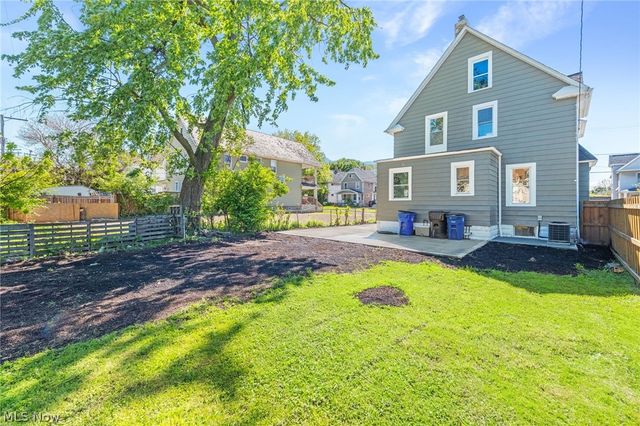 3101 W 101st Street, Cleveland, OH 44111