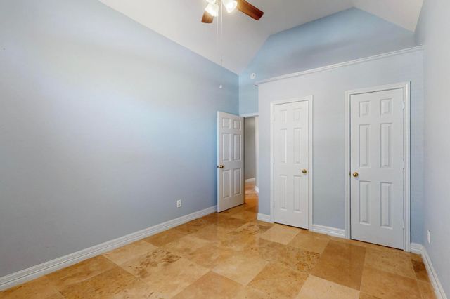 622 Meadowcrest Drive, Highland Village, TX 75077