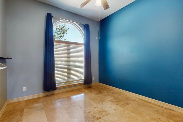 622 Meadowcrest Drive, Highland Village, TX 75077