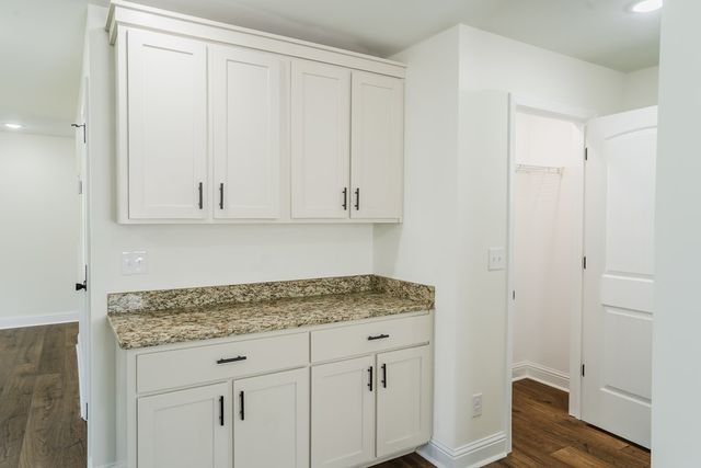 111 Arthur Street, Dalton, GA 30721