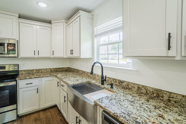 111 Arthur Street, Dalton, GA 30721