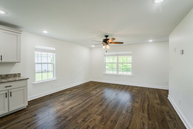 111 Arthur Street, Dalton, GA 30721